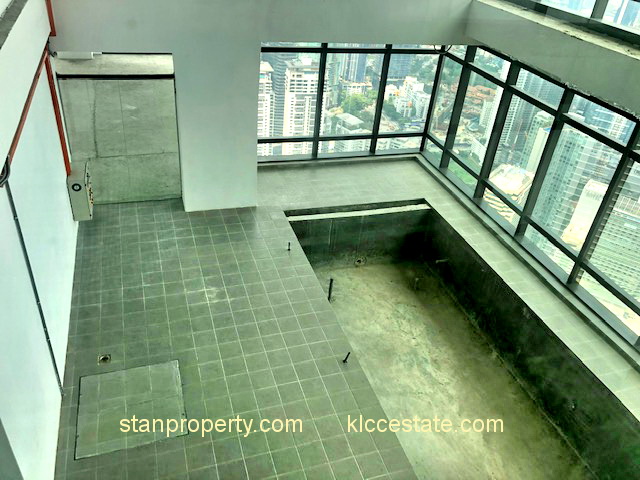 KLCC Luxurious Duplex Penthouse With 6 Star Hotel Service