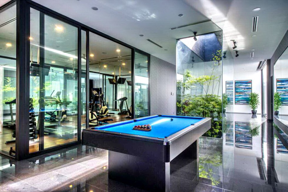 Megah Rise Penthouse