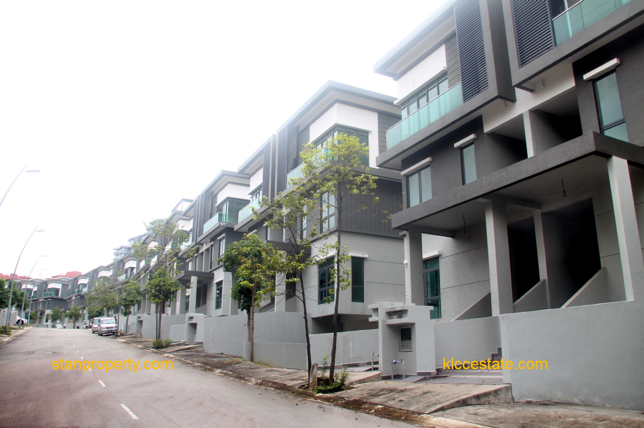 Desa Hill Villas