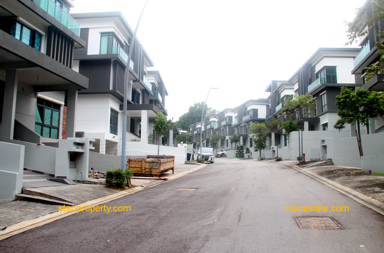 Desa Hill Villas